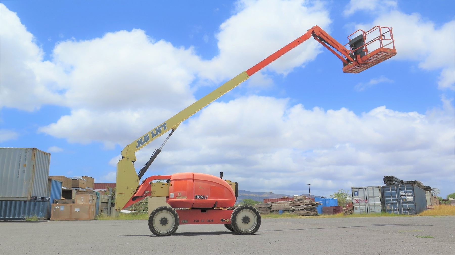 Articulating Boom Lift Rental & Sales in College Place, Washington